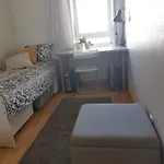 Проживание в семье Forts